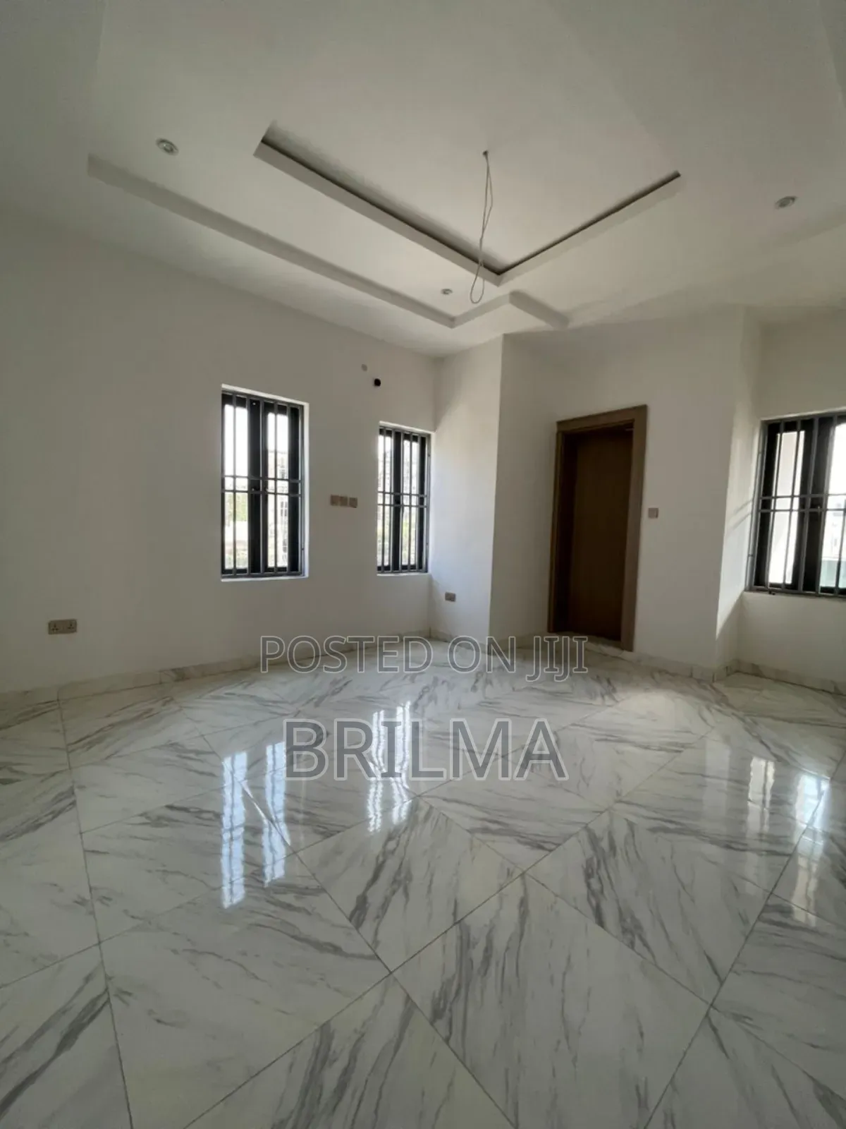 4 Bdrm Fully Detached Duplex In Guzape For Sale!