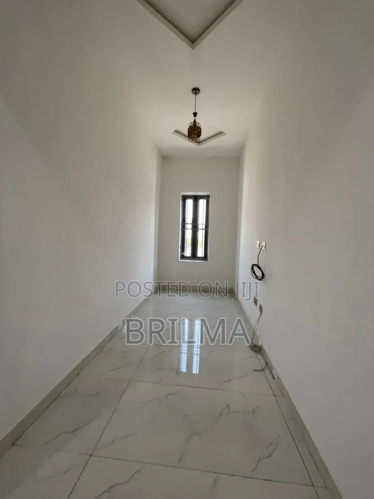 4 Bdrm Fully Detached Duplex In Guzape For Sale!