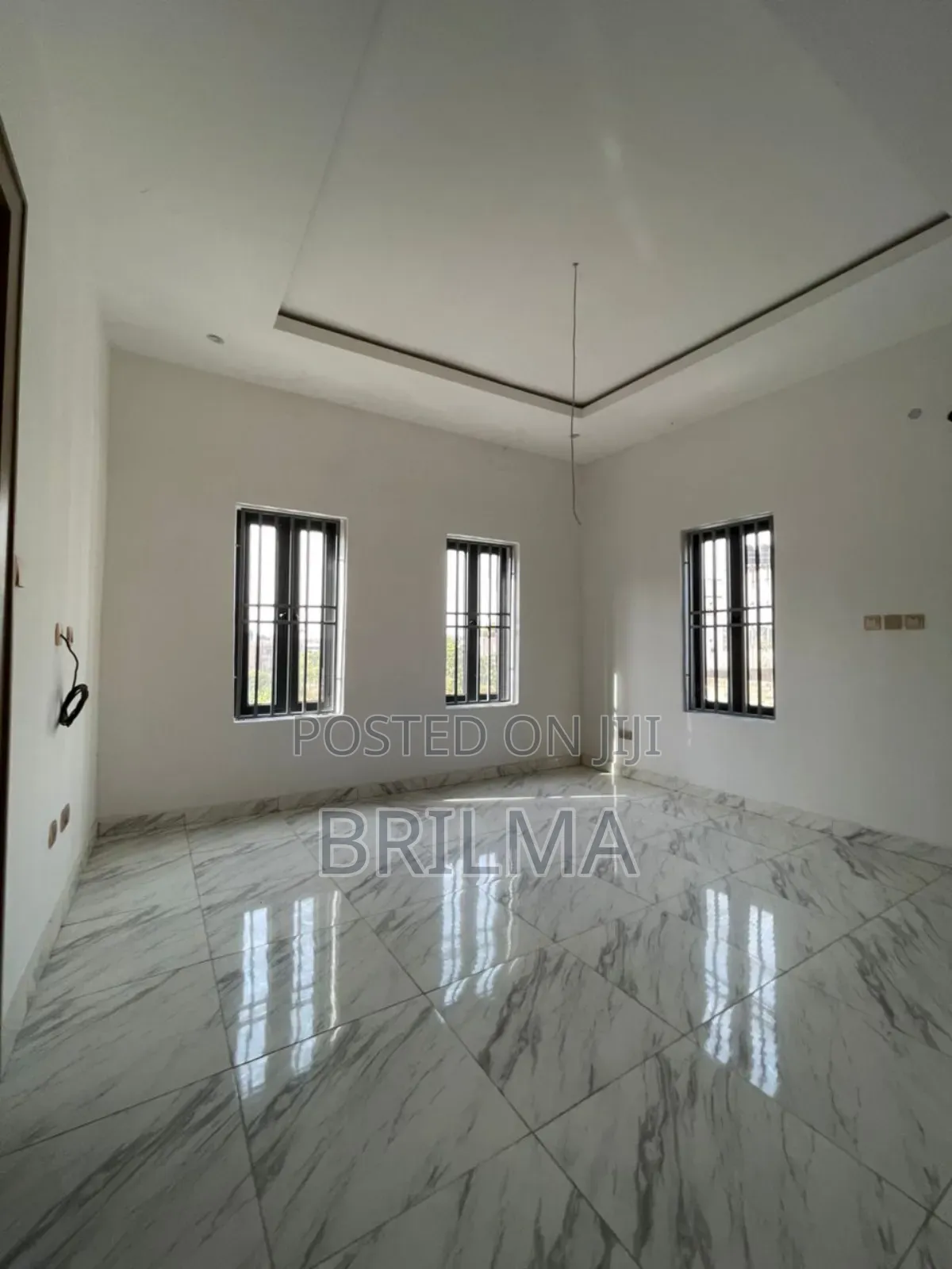 4 Bdrm Fully Detached Duplex In Guzape For Sale!