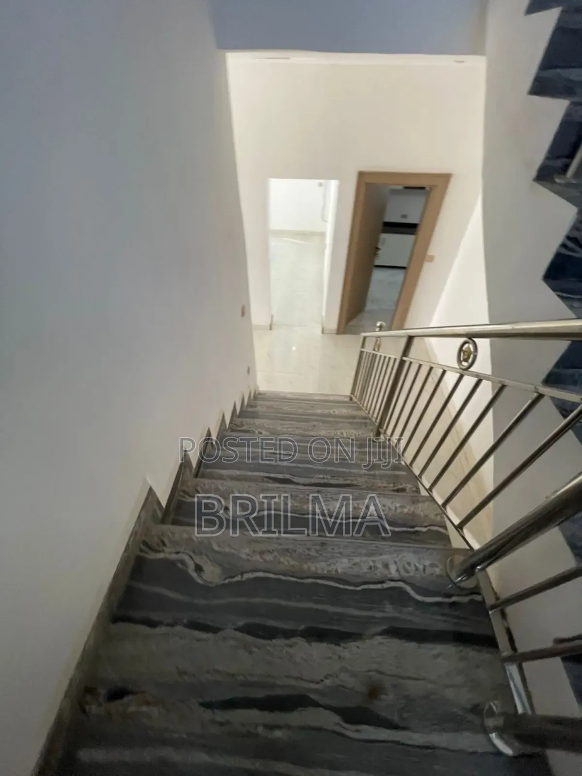 4 Bdrm Fully Detached Duplex In Guzape For Sale!