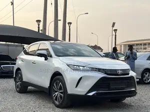 Toyota Venza Nightshade AWD 2023 White