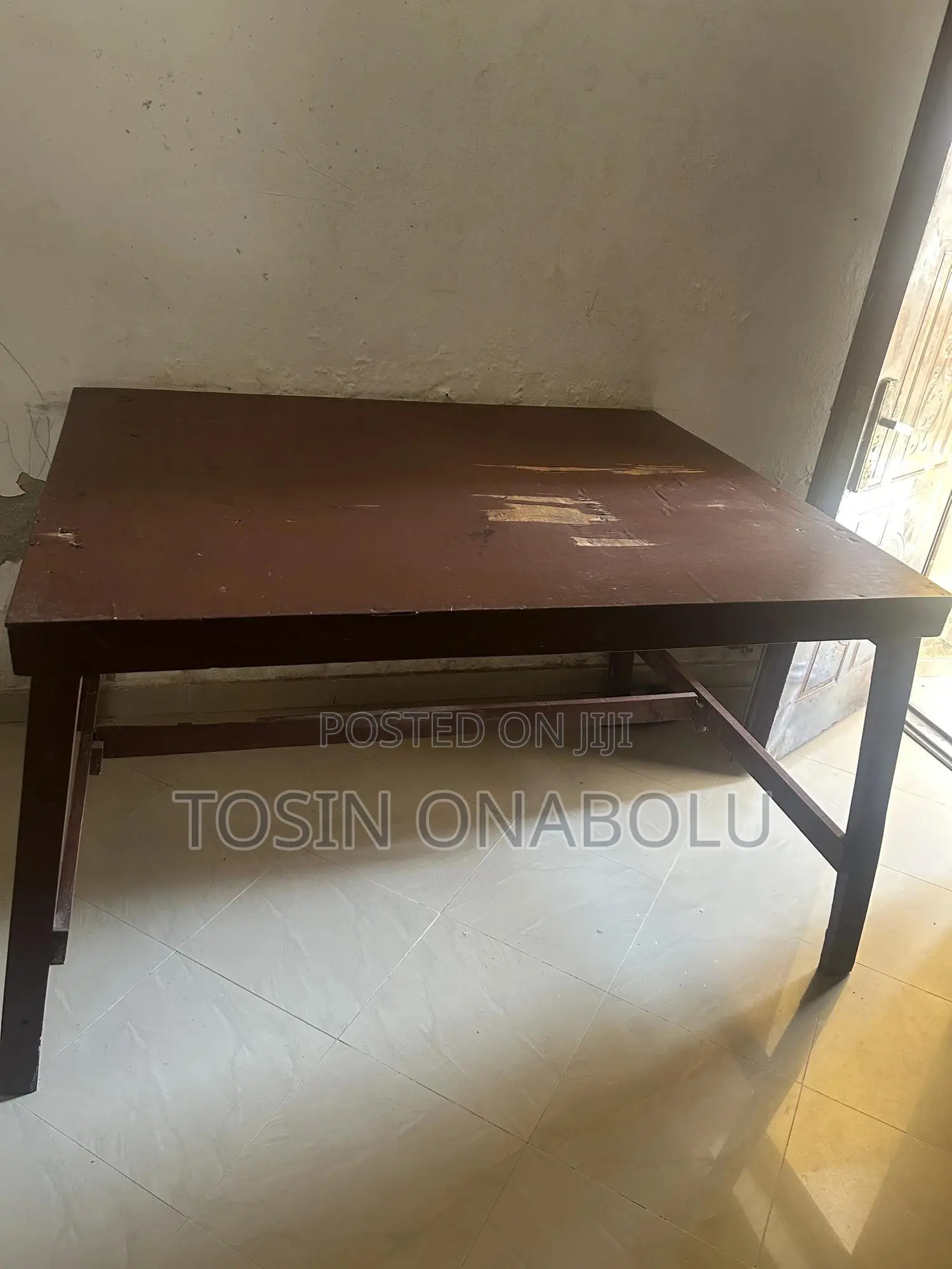 Fabric Cutting Table