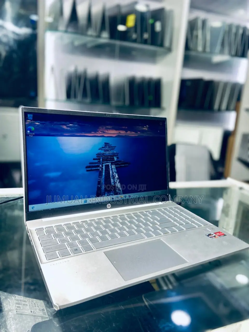 Laptop HP Pavilion 15 8GB AMD Ryzen 7 SSD 256GB