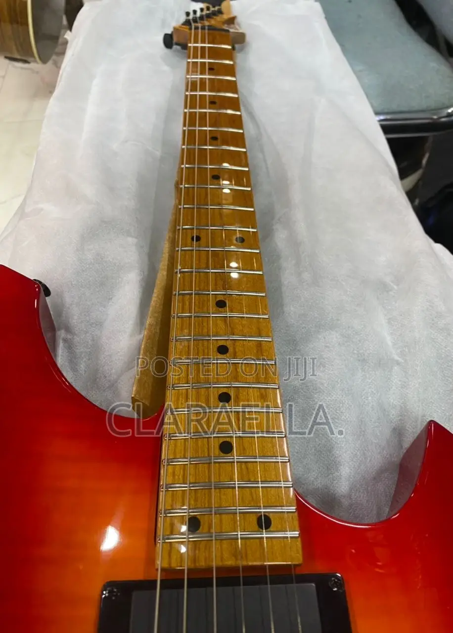 Sevillana Jom-920-Cs Electric Guitar.