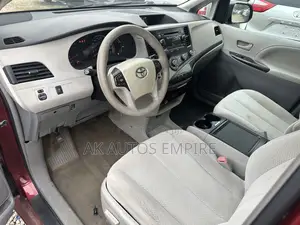Toyota Sienna LE 8 Passenger 2012 Red