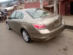 Honda Accord 2008 Gold