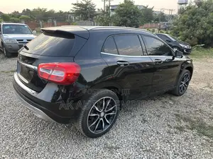 Mercedes-Benz GLA-Class 2016 Black