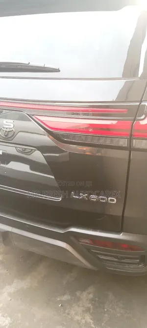 Lexus LX LX 600 2024 Black