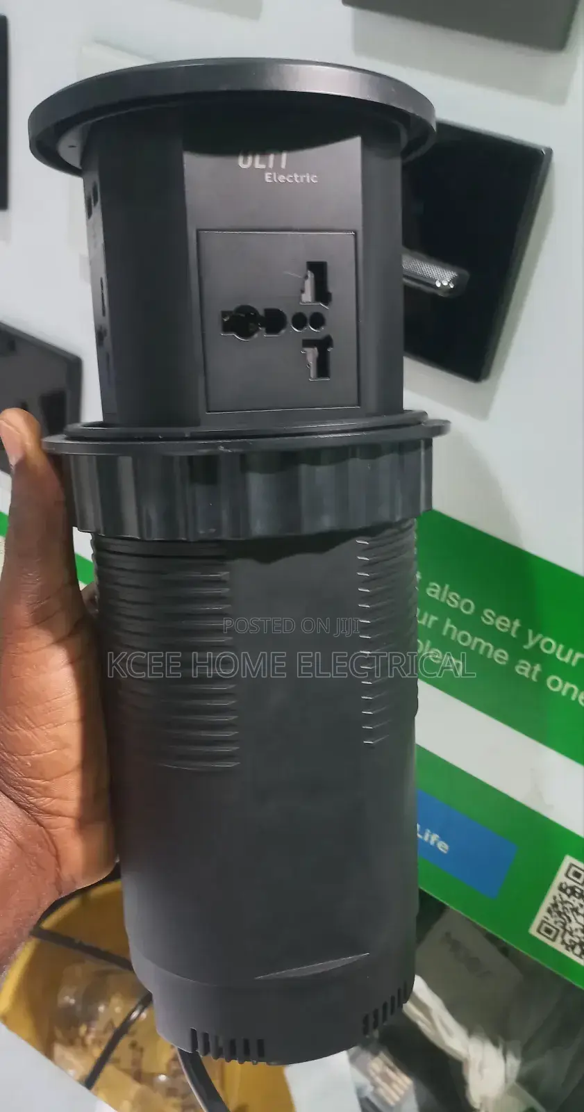 Smart Pop-Up Power Socket With Bluetooth Audio, USB, Type-C Wireless