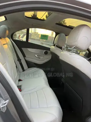 Mercedes-Benz C300 Sport Sedan RWD (2.0L 4cyl 7A) 2016 Gray