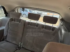 Toyota Sienna 2009 Gold