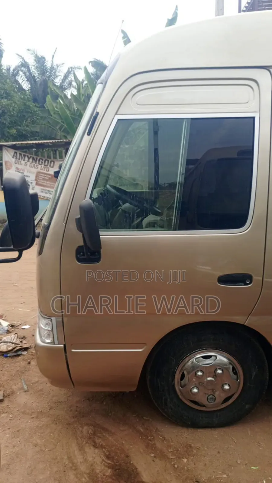 Toyota Coaster 2010 Gold