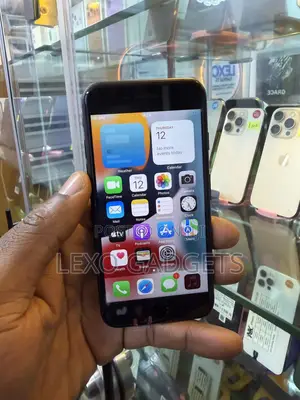 Apple iPhone 7 32 GB Black
