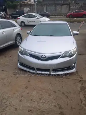 Toyota Camry 2014 Silver