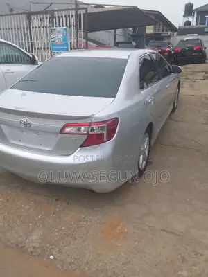 Toyota Camry 2014 Silver