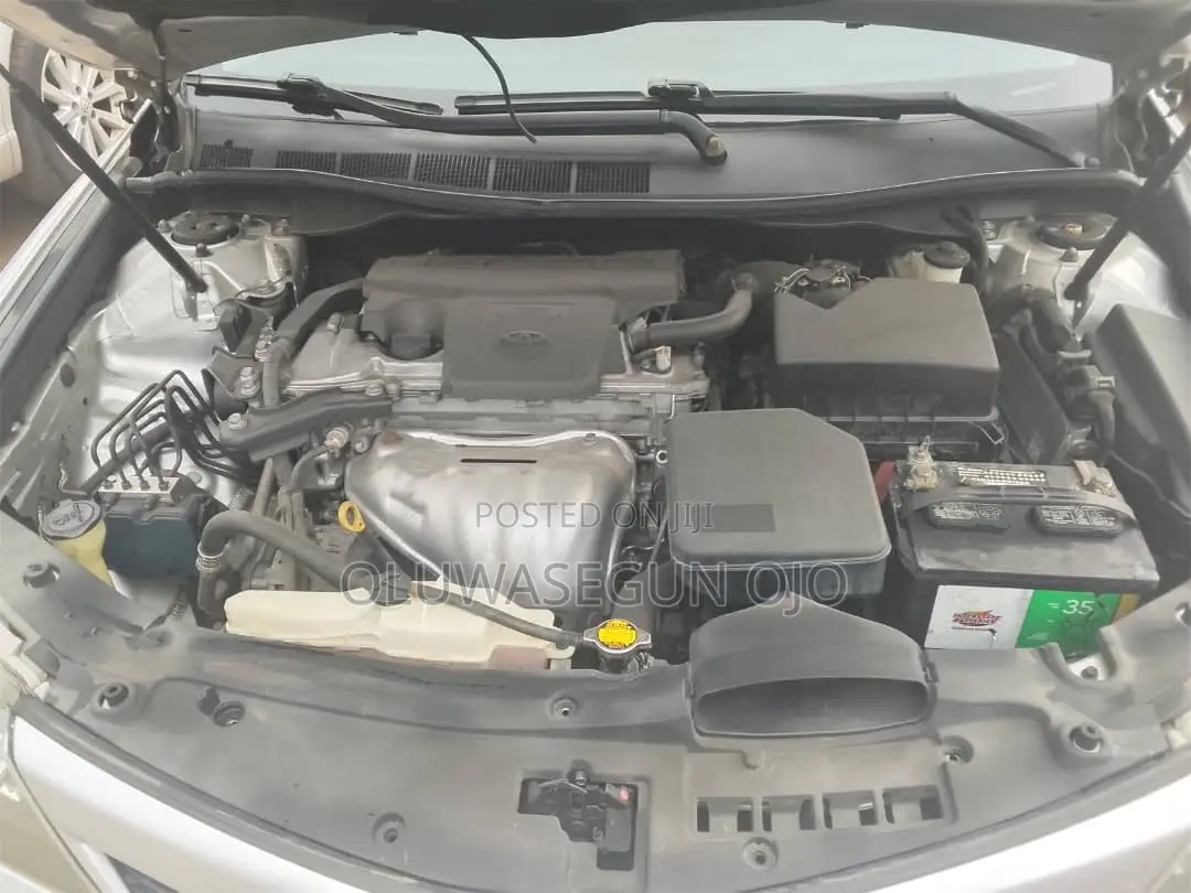 Toyota Camry 2014 Silver