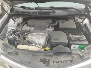 Toyota Camry 2014 Silver