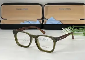 High Quality Luxury Miumiu Glasses