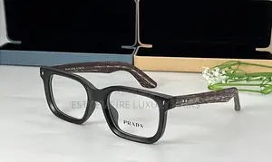 Top Quality Prada Glasses