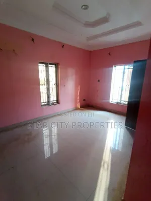5bdrm Duplex in Magodo Phase 2 Gra for rent