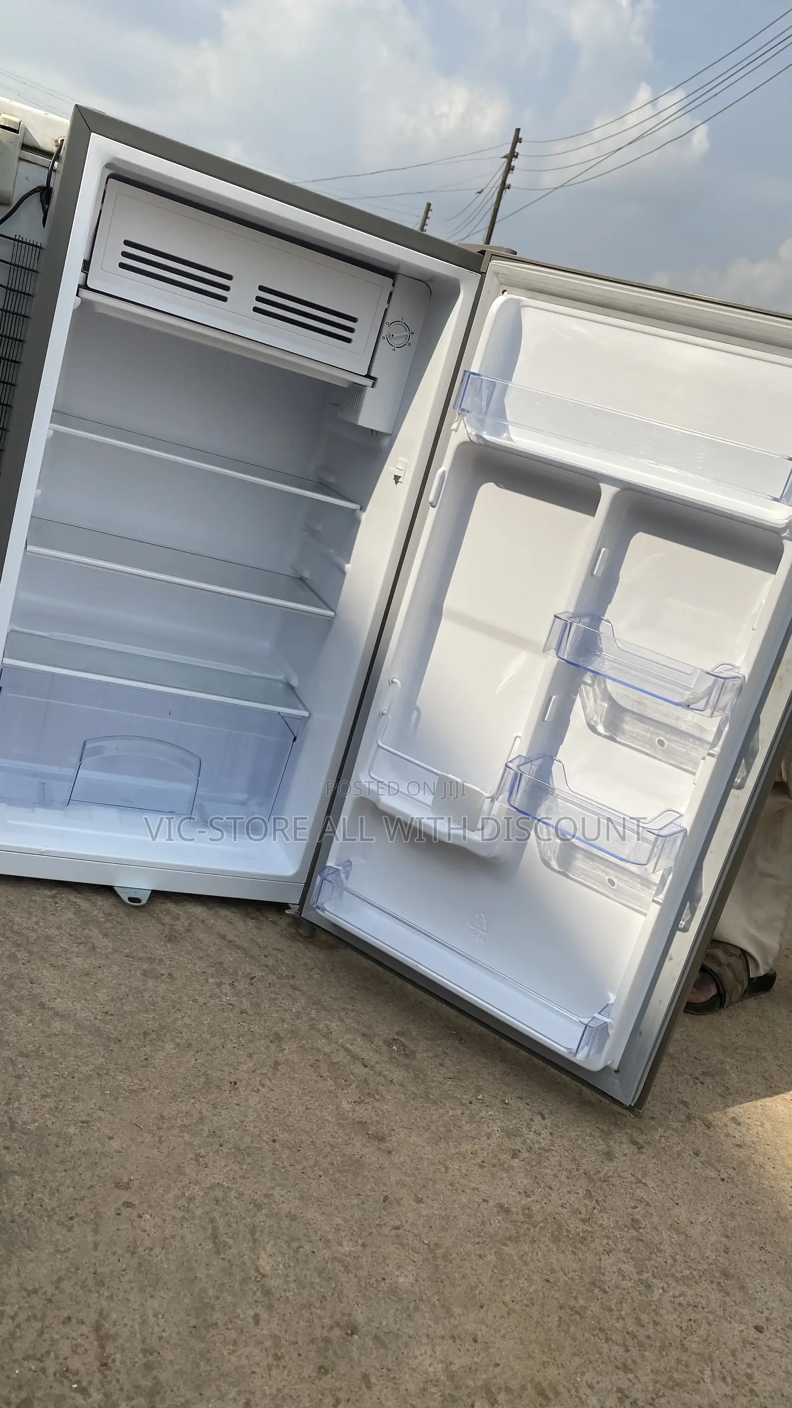 Table Top Bruhm Fridge and Freezer Energy Saving