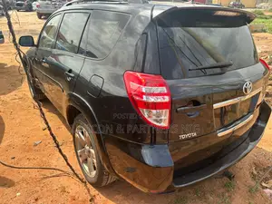 Toyota RAV4 3.5 Sport 2010 Black