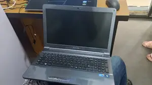 Laptop Samsung 4GB Intel Core i5 HDD 500GB