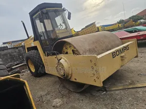 Tokunbo Momag Roller 15ton