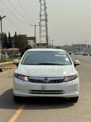 Honda Civic 2013 White