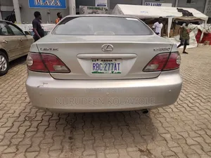 Lexus ES 330 Sedan 2004 Silver
