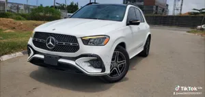 Mercedes-Benz GLE-Class 2025 White