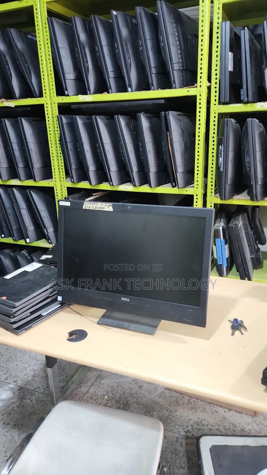 Dell Inspiron 27 All-in-One 4GB Intel Core I9 HDD 500GB