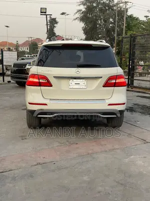 Mercedes-Benz M Class ML 350 4Matic 2013 White