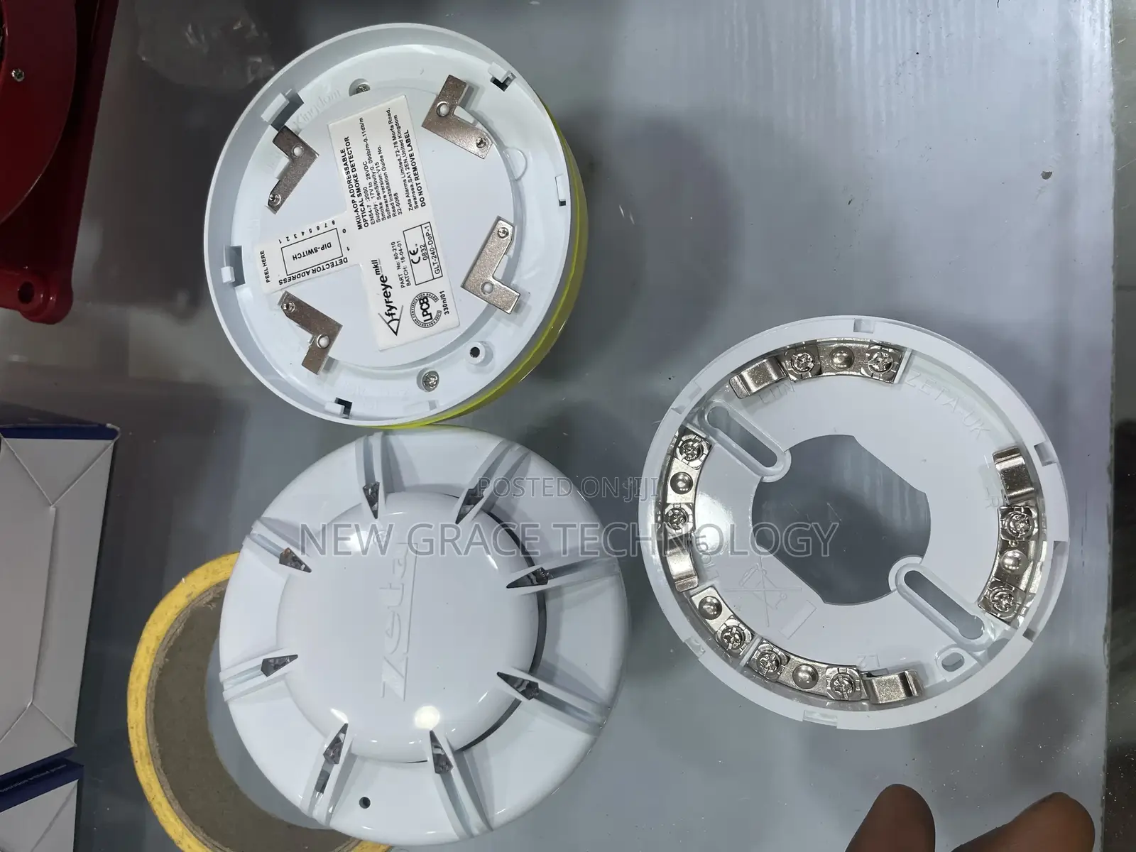 Zeta Addressable Smoke Detector