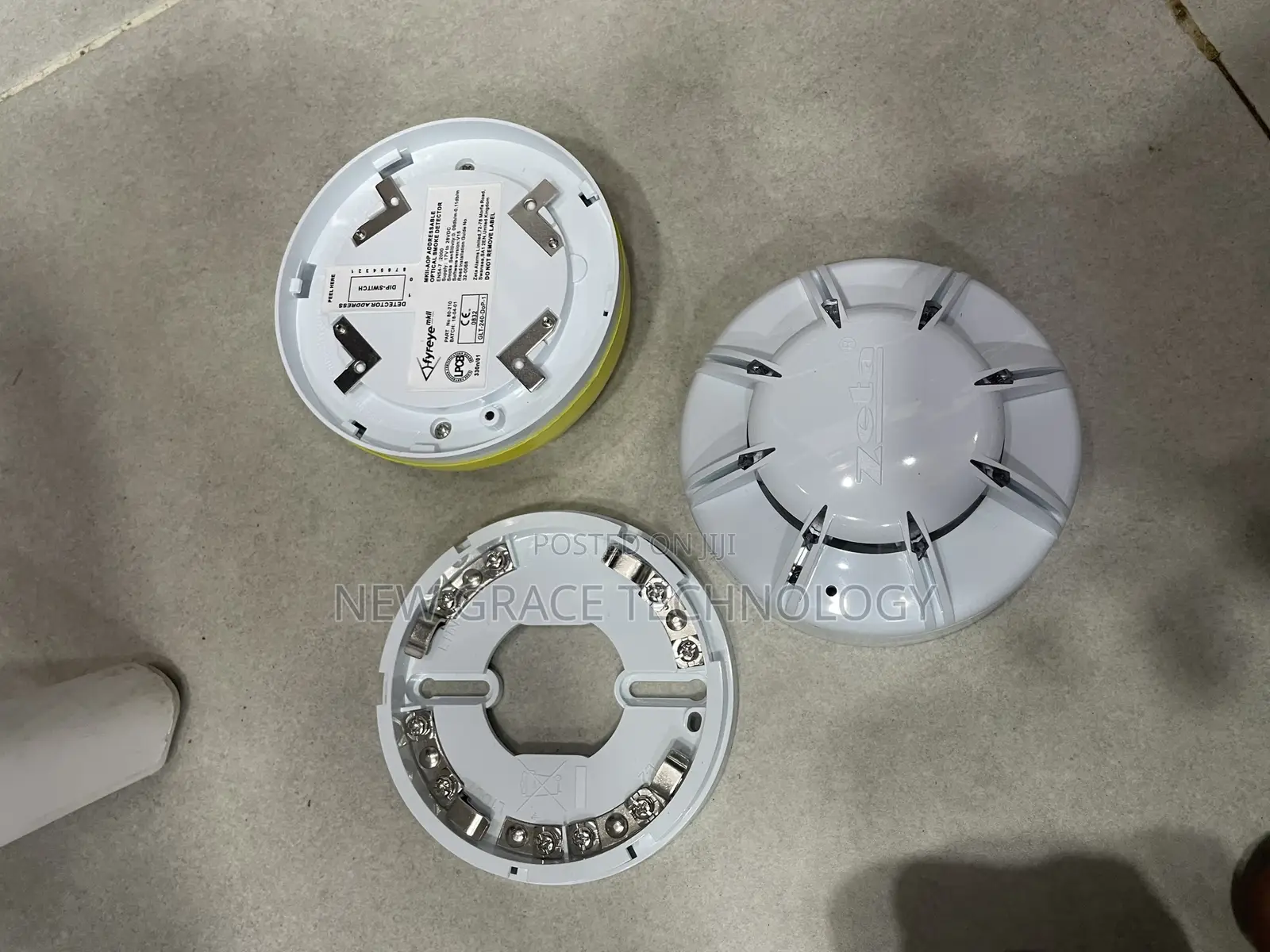 Zeta Addressable Smoke Detector