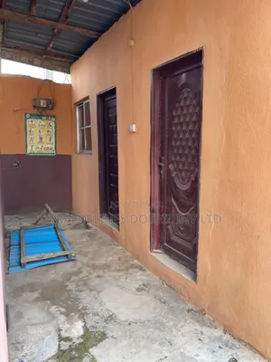 10bdrm Bungalow in Ikola, Abule Egba for sale