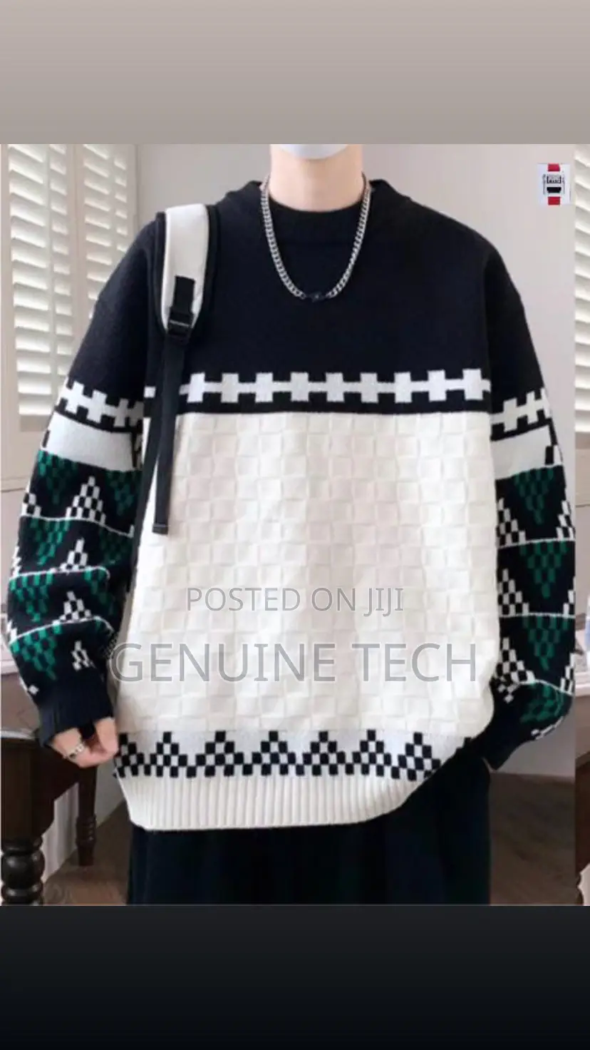 Cardigan/Sweatshirt