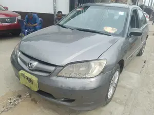 Honda Civic 2005 Gray
