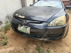 Honda Accord 2005 Gray