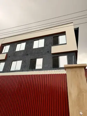 2bdrm Block of Flats in Shomolu / Shomolu for sale