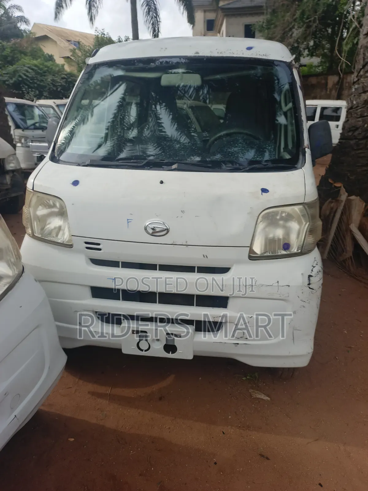 Daihatsu Hijet 2020 White