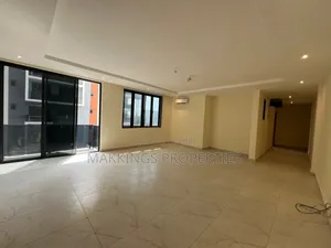 3bdrm Apartment in Lekki Phase 1 for rent