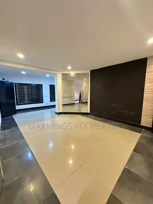 2bdrm Apartment in Lekki Phase 1 for rent