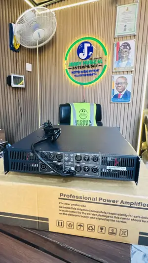 Cvr 4channel Powered Amplifier 4000w