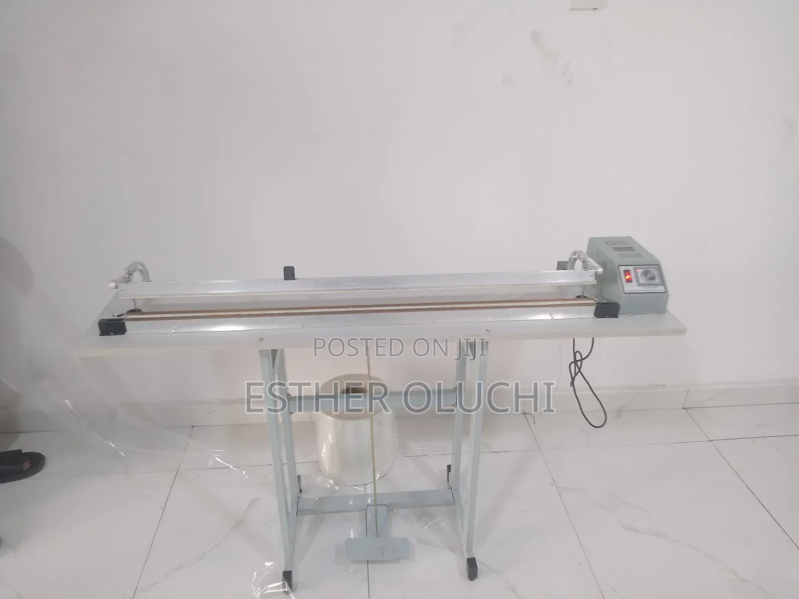 Pendal Sealing Machine