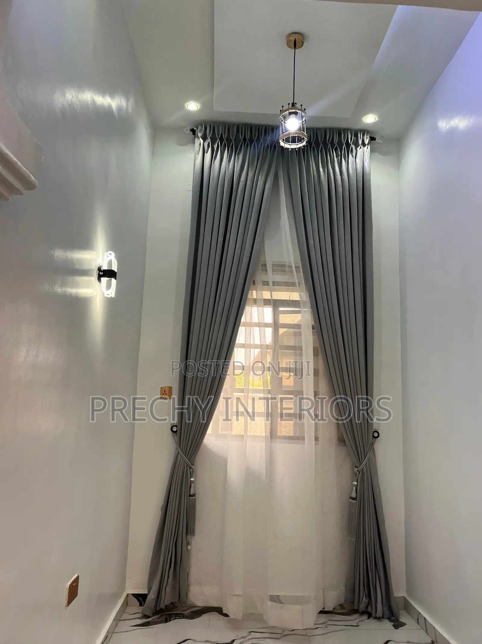 Pleaded Curtain