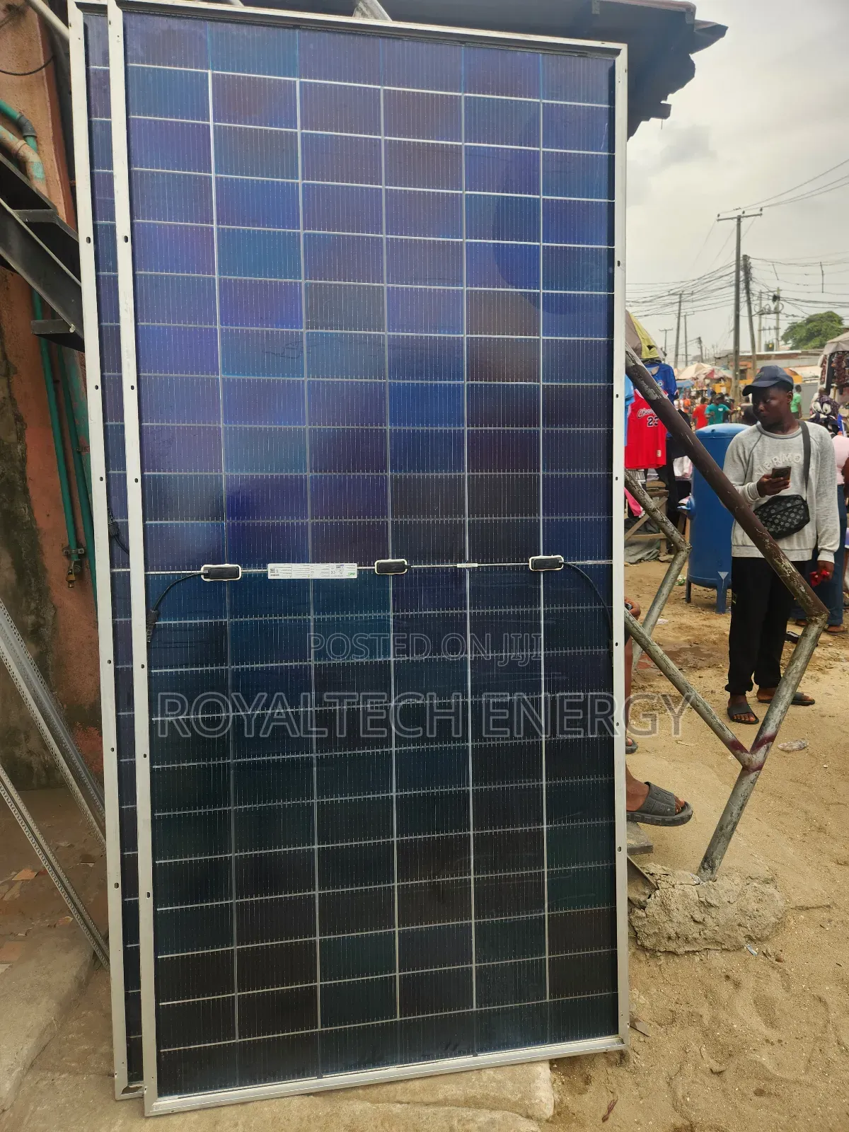 650watts Original Jinko Bificial Panels 132 Cell