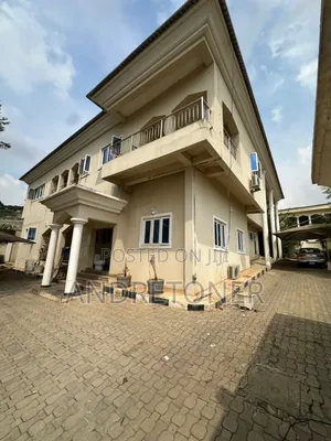 7bdrm Duplex in Maitama for rent