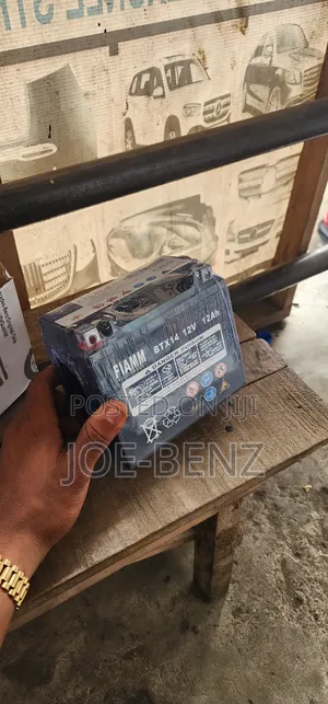 Ml350 2013 Big Auxiliary Battery
