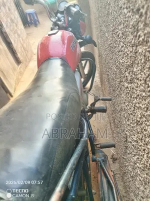 Bajaj Boxer 2021 Red